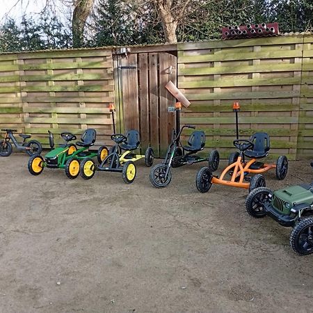De Smishoeve Met Kinderpret, Dieren En Wellness Heers Exterior foto