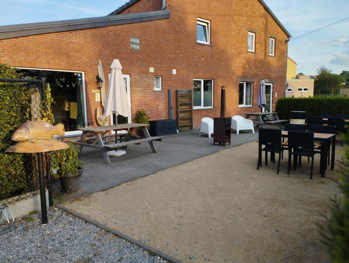 De Smishoeve Met Kinderpret, Dieren En Wellness Heers Exterior foto
